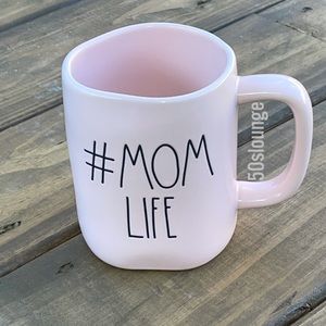 ❗️Last One❗️Rae Dunn Pink #MOMLIFE Mug